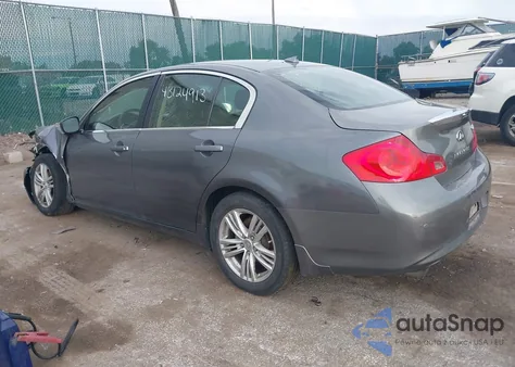 2013 Infiniti G37 z USA, uszkodzony, nr VIN JN1CV6AR3DM756731
